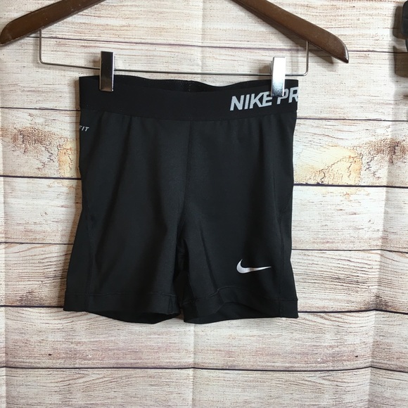 nike pro lycra shorts
